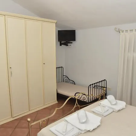 Casa Emanuela, Il Nostro Nido D'amore *